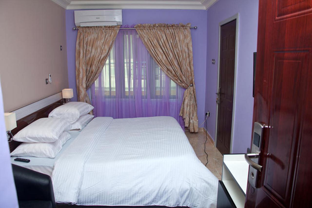 Milestone Hotel Ogombo Zewnętrze zdjęcie
