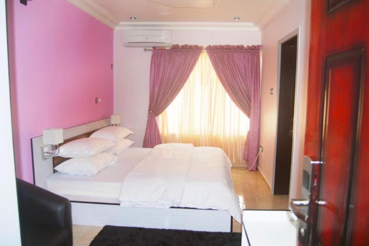 Milestone Hotel Ogombo Zewnętrze zdjęcie