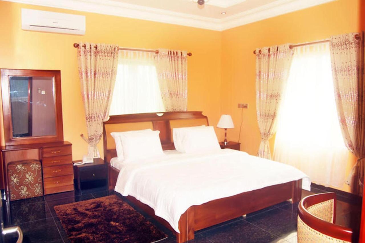 Milestone Hotel Ogombo Zewnętrze zdjęcie
