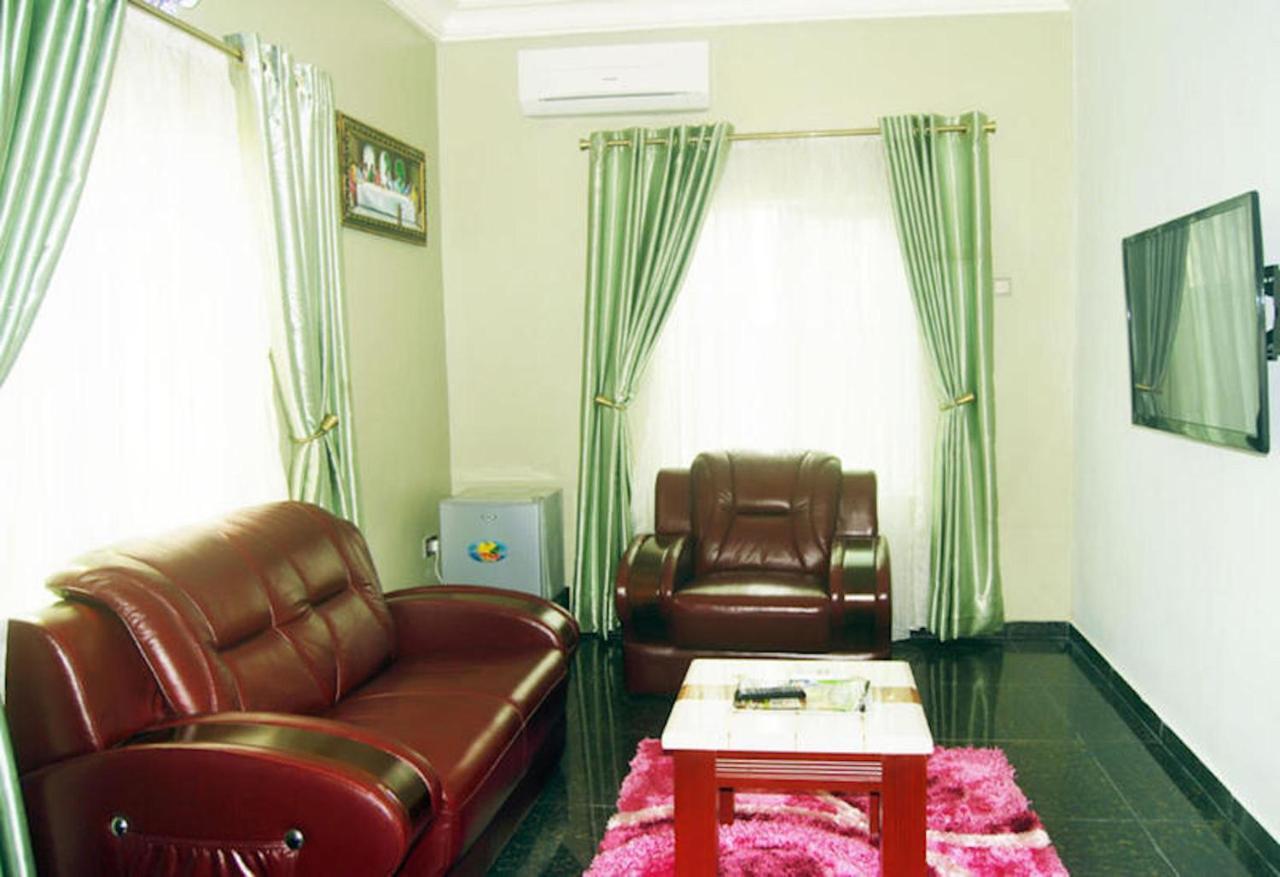 Milestone Hotel Ogombo Zewnętrze zdjęcie