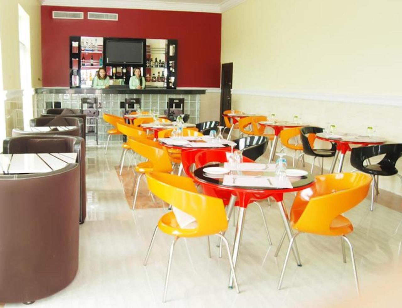 Milestone Hotel Ogombo Zewnętrze zdjęcie